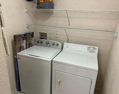 1803 N Flagler Drive - Photo Thumbnail 27