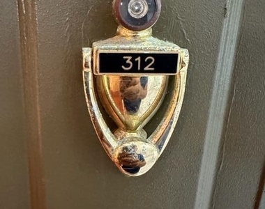 1803 N Flagler Drive - Photo Thumbnail 28