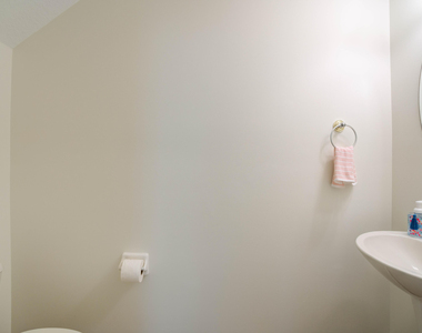 158 W Thatch Palm Circle - Photo Thumbnail 12