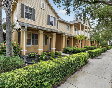158 W Thatch Palm Circle - Photo Thumbnail 36