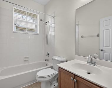 158 W Thatch Palm Circle - Photo Thumbnail 33