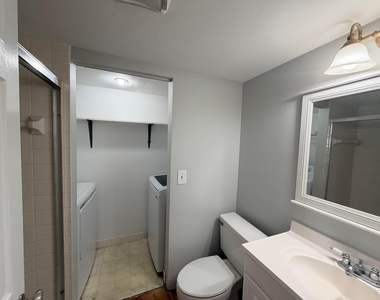 37 Lake Arbor Drive - Photo Thumbnail 6