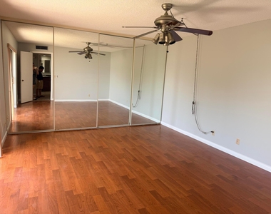 37 Lake Arbor Drive - Photo Thumbnail 17