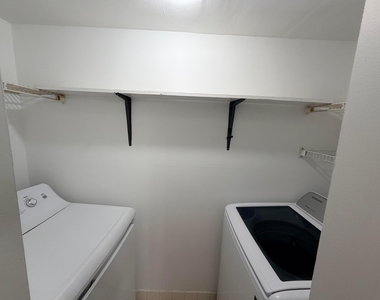 37 Lake Arbor Drive - Photo Thumbnail 8