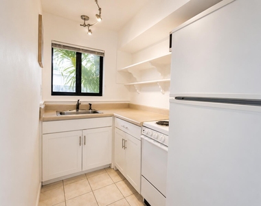 1724 Ne 17th Street - Photo Thumbnail 13