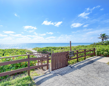 2871 N Ocean Boulevard - Photo Thumbnail 24