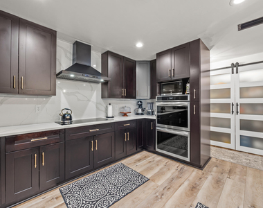14248 Paddock Drive - Photo Thumbnail 22