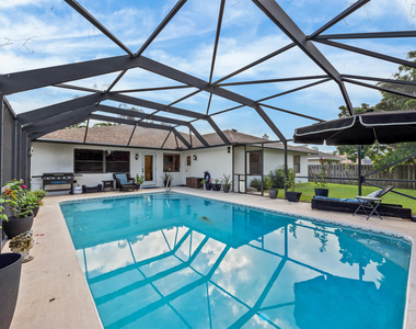 14248 Paddock Drive - Photo Thumbnail 24