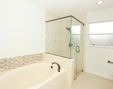 896 Rose Court - Photo Thumbnail 54