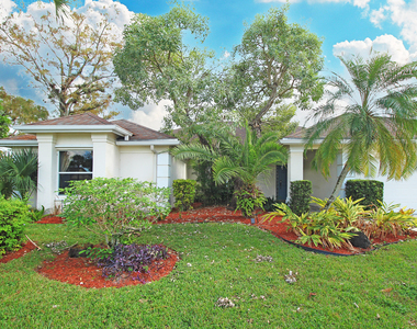 896 Rose Court - Photo Thumbnail 5