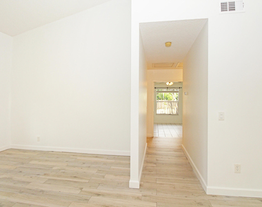 896 Rose Court - Photo Thumbnail 30