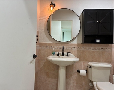 7895 La Mirada Drive - Photo Thumbnail 30
