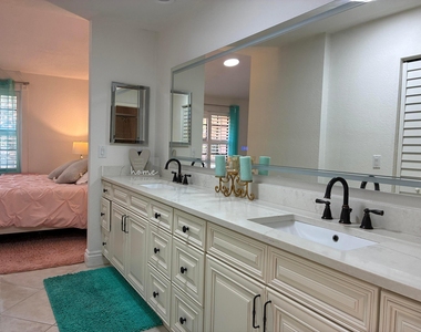 7895 La Mirada Drive - Photo Thumbnail 10