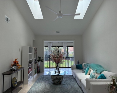 7895 La Mirada Drive - Photo Thumbnail 20
