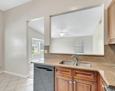 5048 Brian Boulevard - Photo Thumbnail 8