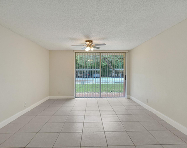 10773 Cleary Boulevard - Photo Thumbnail 8
