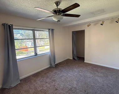 3007 Nw 68th Street - Photo Thumbnail 16
