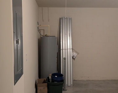 261 Midvale Terrace - Photo Thumbnail 31
