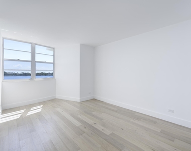 2800 N Flagler Drive - Photo Thumbnail 6