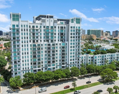 300 S Australian Avenue - Photo Thumbnail 19