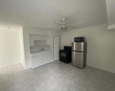 2819 Polk Street - Photo Thumbnail 12