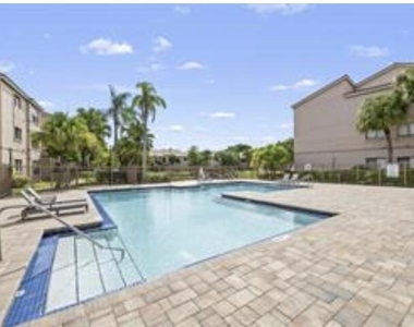 2986 S University Drive - Photo Thumbnail 2