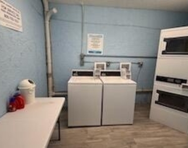 1470 N Dixie Highway - Photo Thumbnail 18