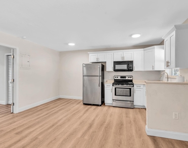 800 Moffett Street - Photo Thumbnail 10