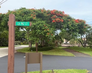 7508 La Paz Boulevard - Photo Thumbnail 24