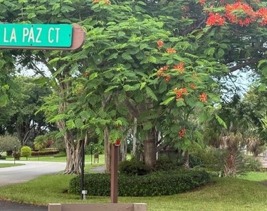 7508 La Paz Boulevard - Photo Thumbnail 25
