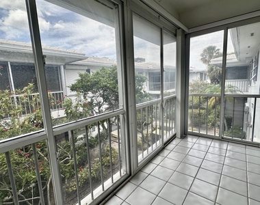 2171 Ne 66th Street - Photo Thumbnail 13