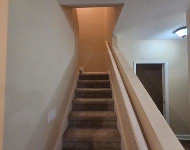 3810 Haley Court - Photo Thumbnail 14