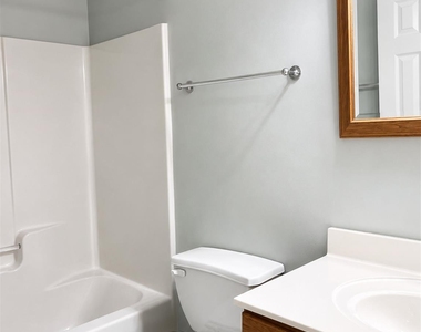 2225 Preakness Court - Photo Thumbnail 5