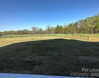 5715 Gulch Place - Photo Thumbnail 19