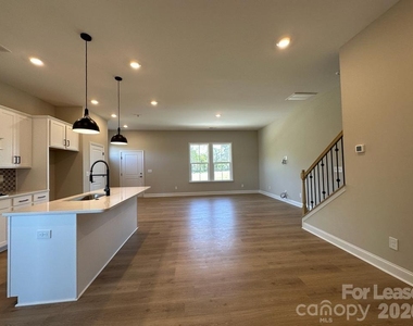 5715 Gulch Place - Photo Thumbnail 3