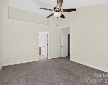3003 Moonstone Lane - Photo Thumbnail 15