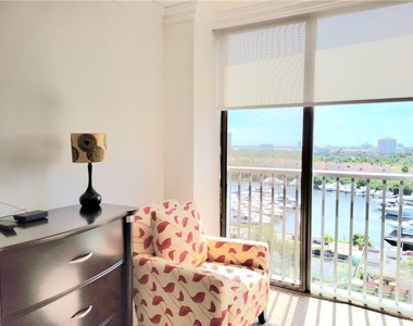 19707 Turnberry Way - Photo Thumbnail 10