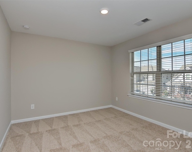 1036 Easley Street - Photo Thumbnail 17