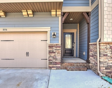 1036 Easley Street - Photo Thumbnail 39