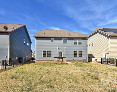 1036 Easley Street - Photo Thumbnail 32