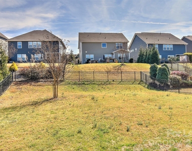 1036 Easley Street - Photo Thumbnail 29