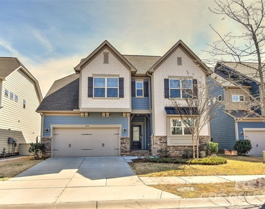 1036 Easley Street - Photo Thumbnail 1