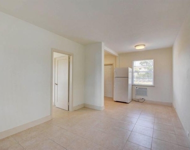 3000 Broadway - Photo Thumbnail 8