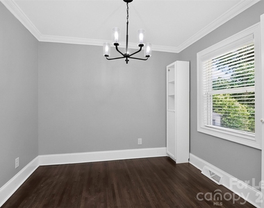 3945 Winfield Drive - Photo Thumbnail 3