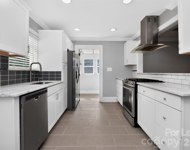 3945 Winfield Drive - Photo Thumbnail 4