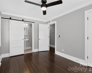 3945 Winfield Drive - Photo Thumbnail 10