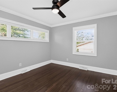 3945 Winfield Drive - Photo Thumbnail 12