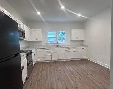 2634 S Calvary Street - Photo Thumbnail 4