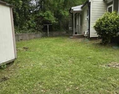 1513 Noel Place - Photo Thumbnail 12