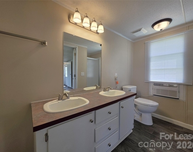 6870 Frankfurt Drive - Photo Thumbnail 8